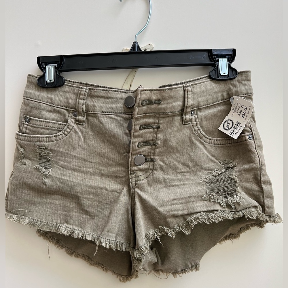 - NWT Billabong Army Green Distressed Button Up Jean Short